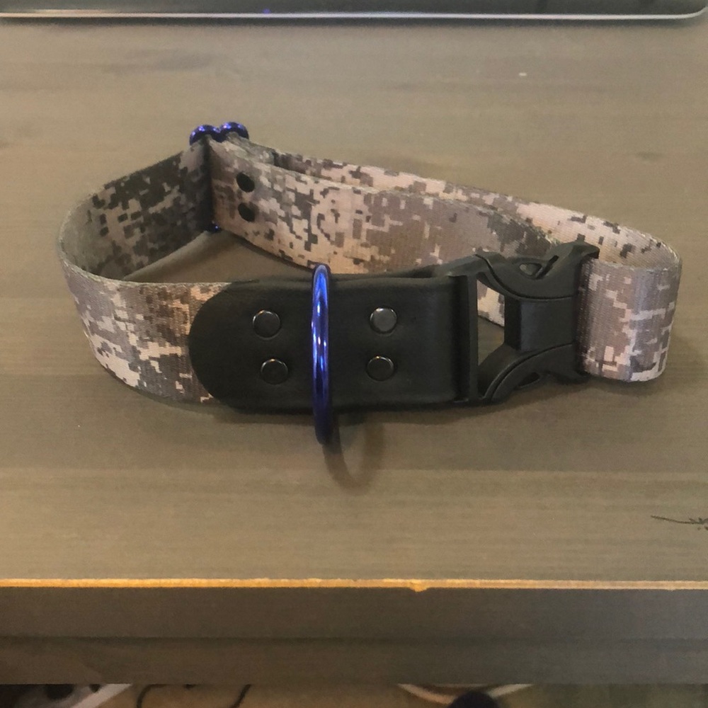 Digital camo dog collar